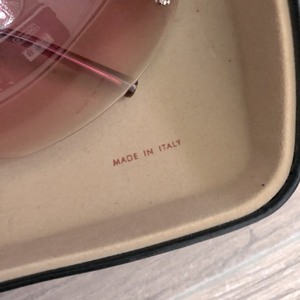 Authentic Vintage Chanel Sunglasses - Picture 4 of 9